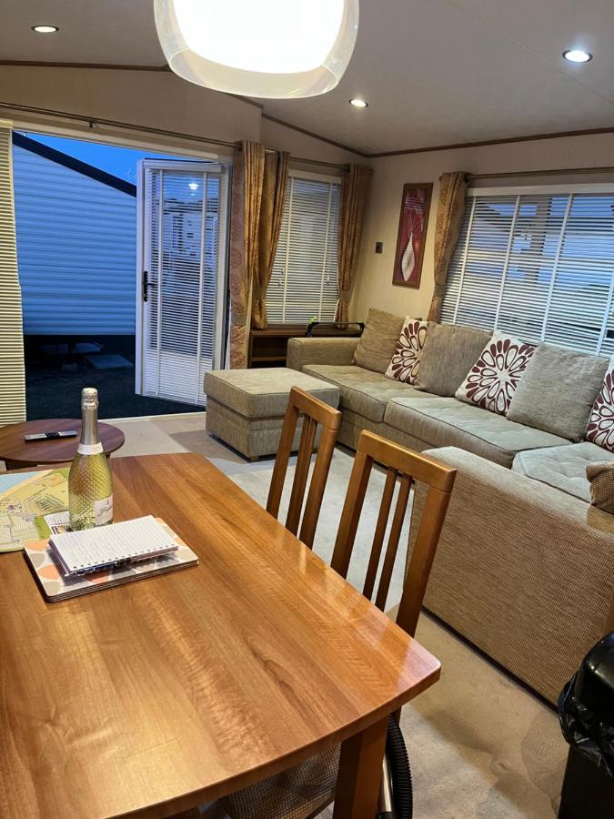 Lovely Static Caravan Whitstable Exterior photo
